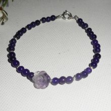 Perlen- und Rosenarmband aus Amethyst mit Silberverschluss